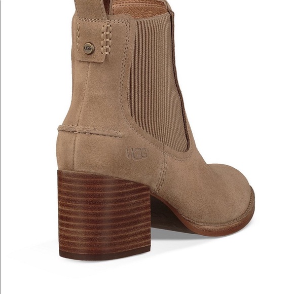 NIB UGG Boots - Picture 6 of 7